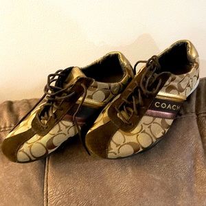 Size 8 Coach Tie Ups